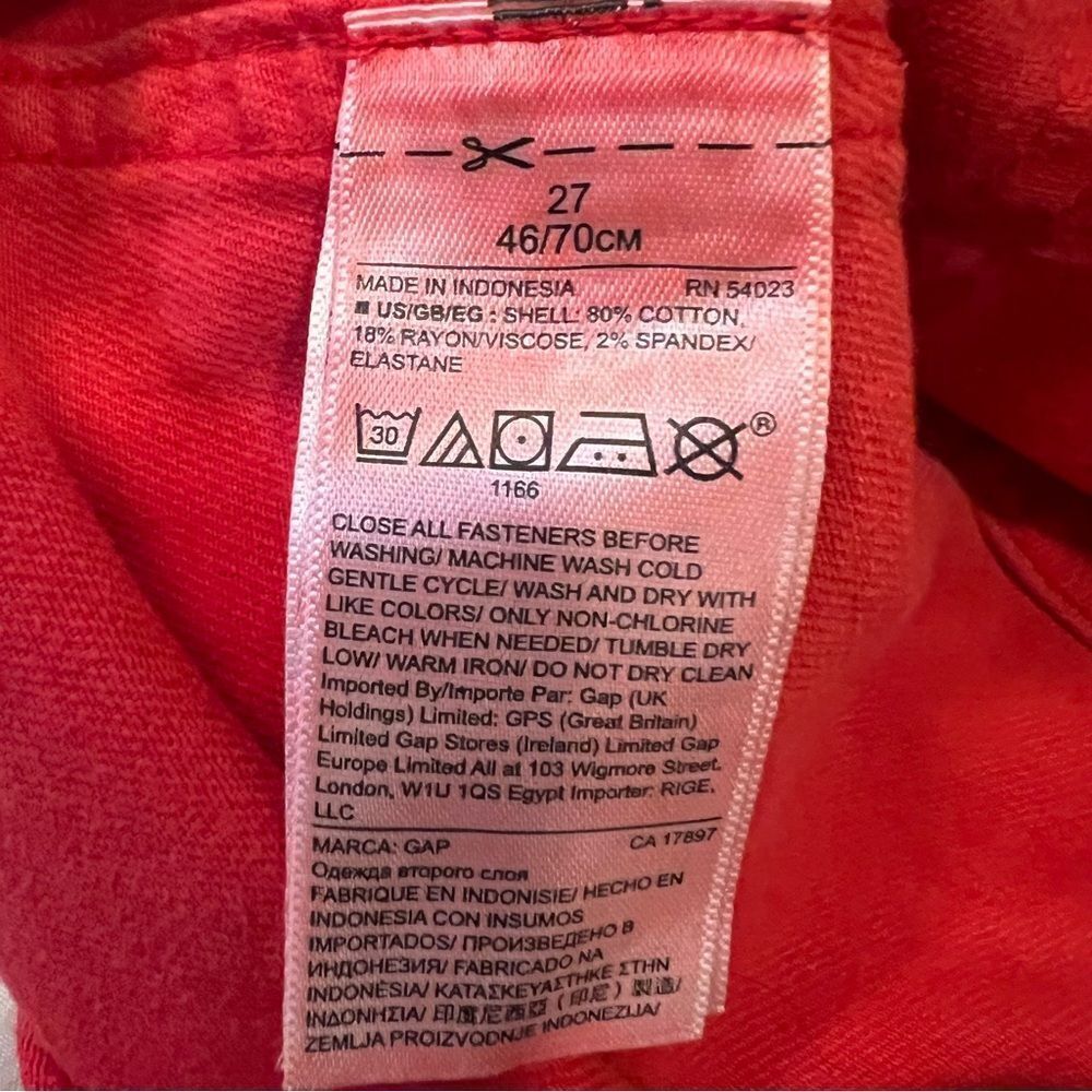 Vintage GAP Denim Red A-Line Skirt with Front Buttons Women's Size 27 - Picture 4 of 8
